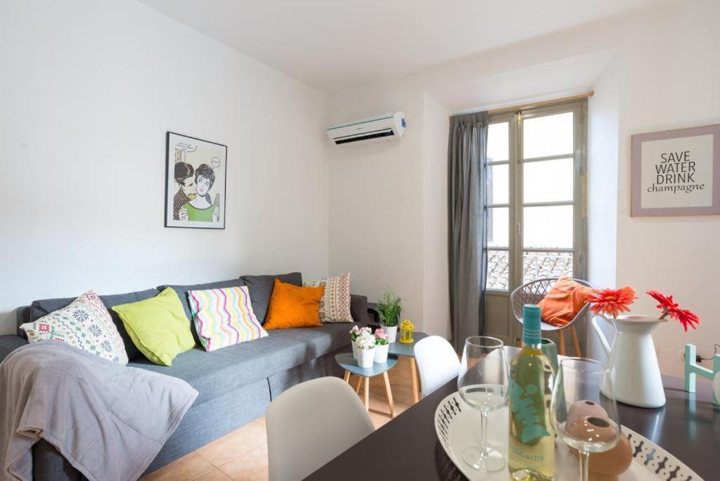 Apartment Plaza De La Merced Especial Grupos Parking Incluido S2 Malaga