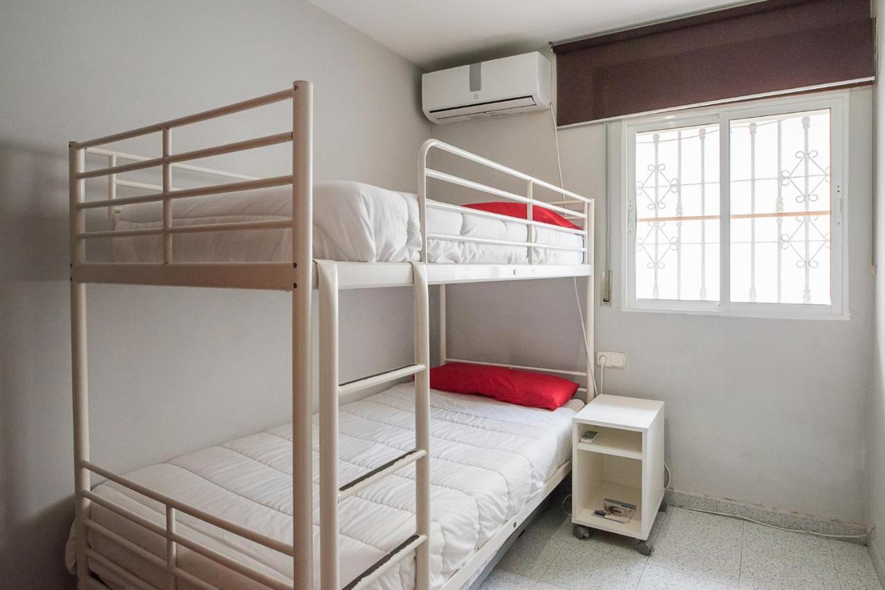 Malagaonbeach 1 - Two Bedrooms - Up To 3 People - 10 Meters Málaga