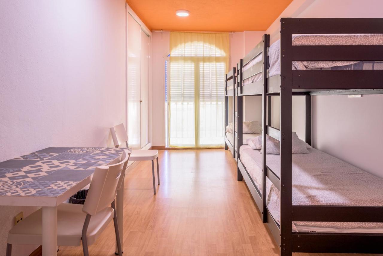 Lunalba Hostel Malaga