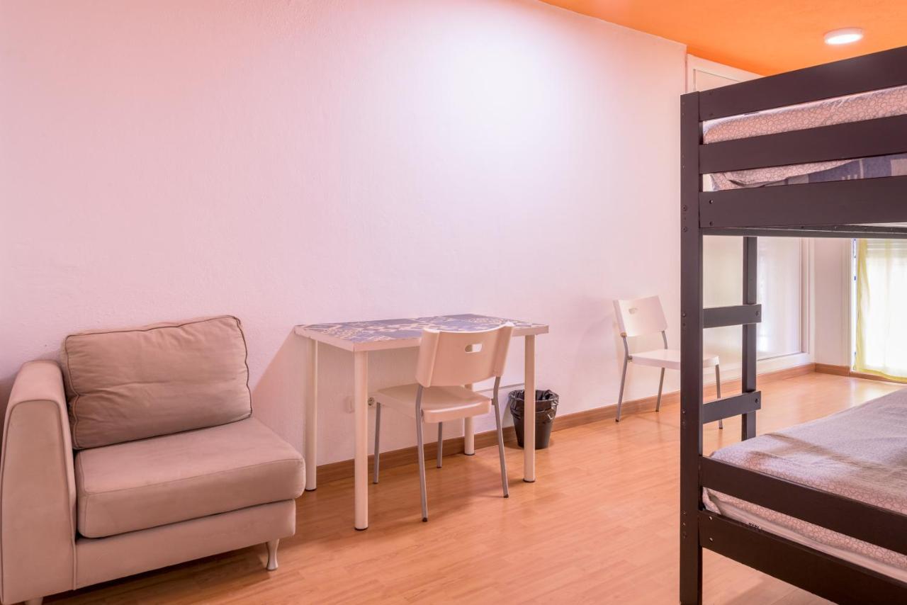 Hostel Lunalba Malaga