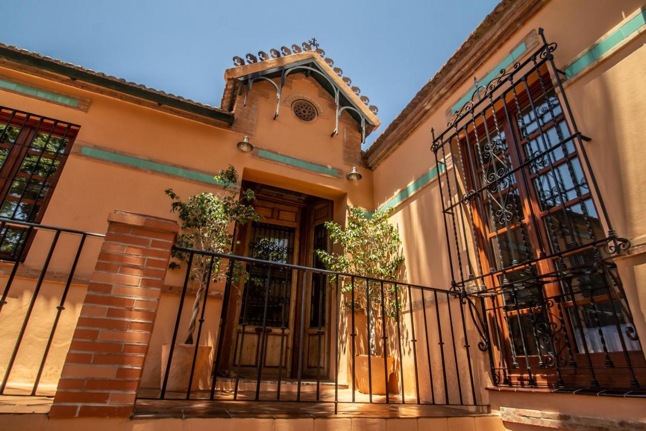 Villa Regionalista Principios Siglo Xx 1919 -pedregalejo-baños Del Carmen Piscina Climatizada Bajo Peticion