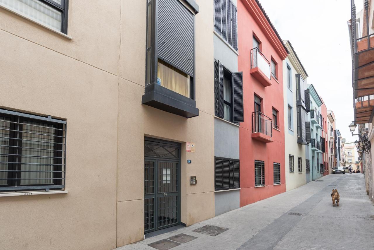 Cozy In The Heart Of With Pool * Malaga