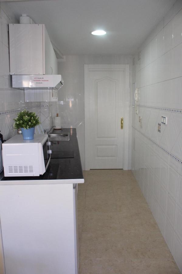 And New With Balcony Close To The 2ºb Apartment