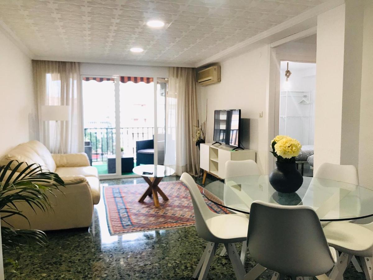 Apartment Center & Terrace By Ele *