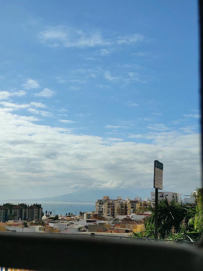 Sea View Apartment *