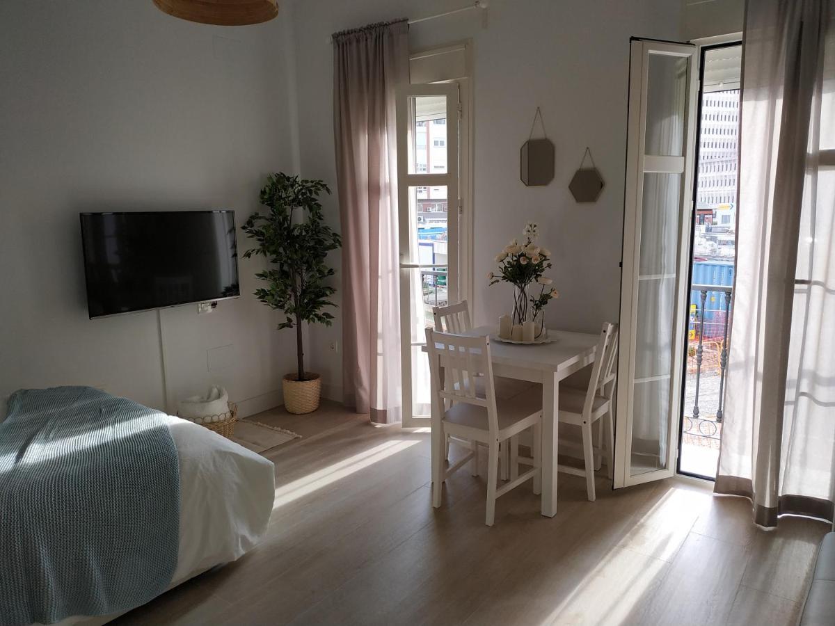 Apartamento En El Centro A 3 Minutos De Calle Larios In The City Center, 3 Minutes From Larios Street *