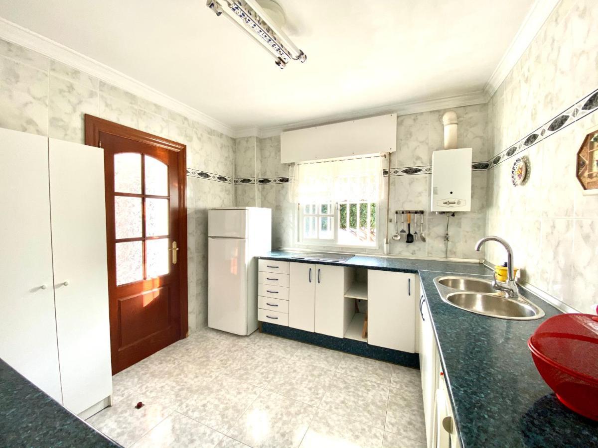Apartamento Casa Carmen Primera Linea De Playa Málaga
