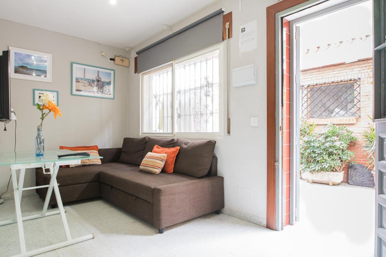 Malagaonbeach 1 - Two Bedrooms - Up To 3 People - 10 Meters Málaga