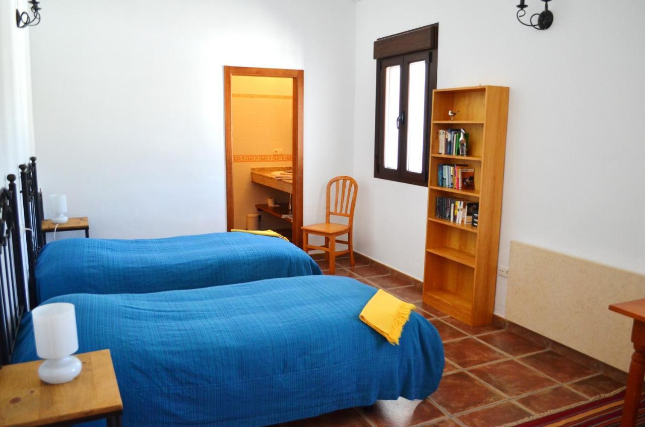 Cortijo Cantares Holiday home *