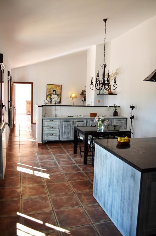 Holiday home Cortijo Cantares