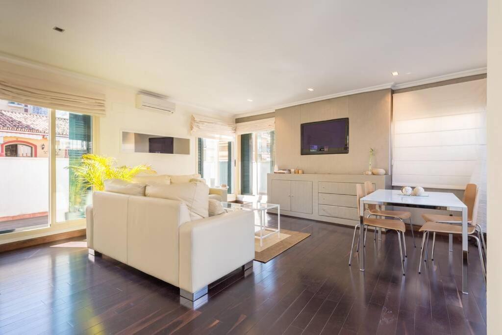 Tgh/ Atico Calle Victoria Apartment