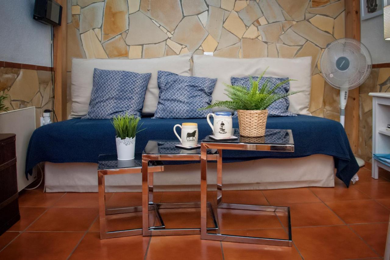 Lyrioshomes Apartamento Montaño Center Málaga