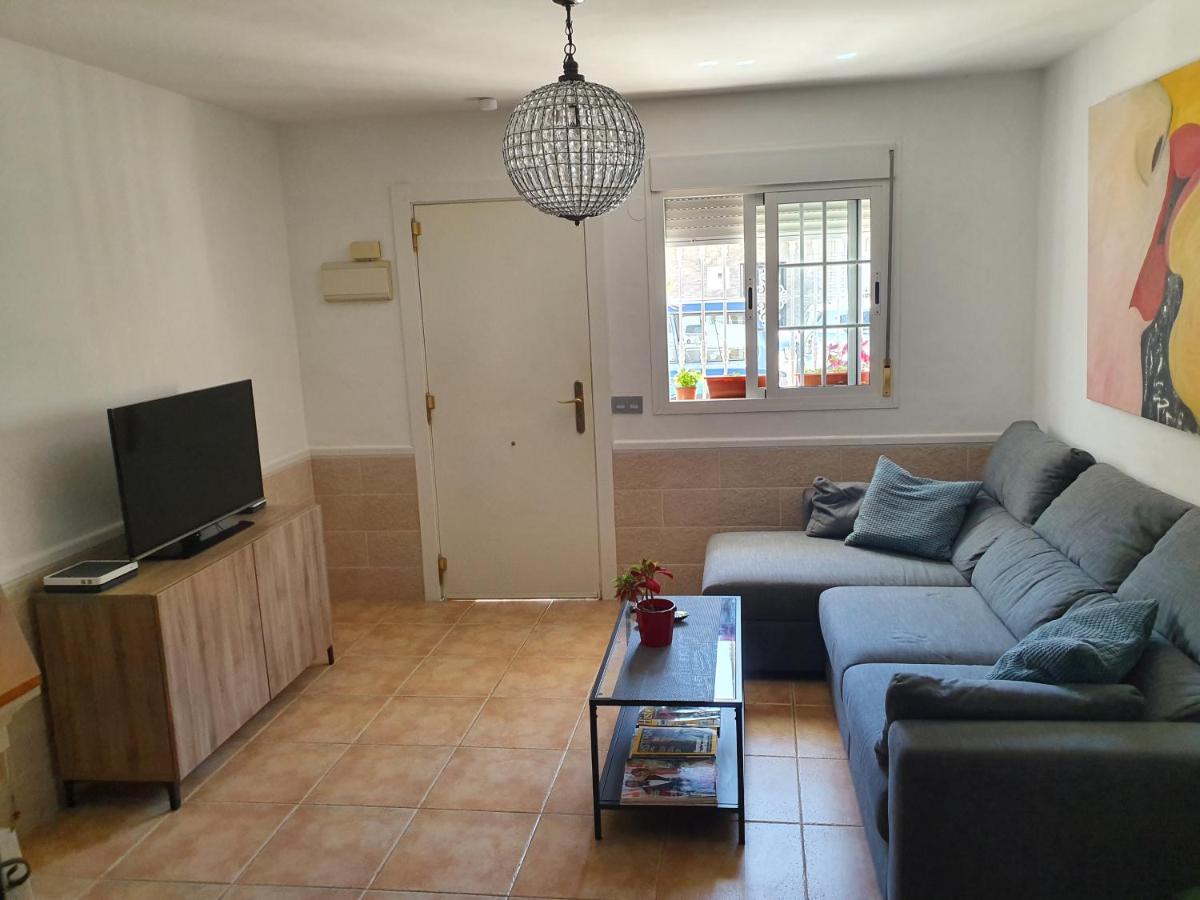 Private Townhouse With Roof Terrace Close To The Holiday home *