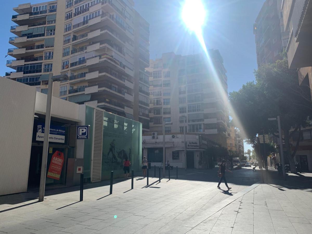 Apartment Homely Malagueta Junto Al Mar, Parking Privado Bajo Suplemento Malaga
