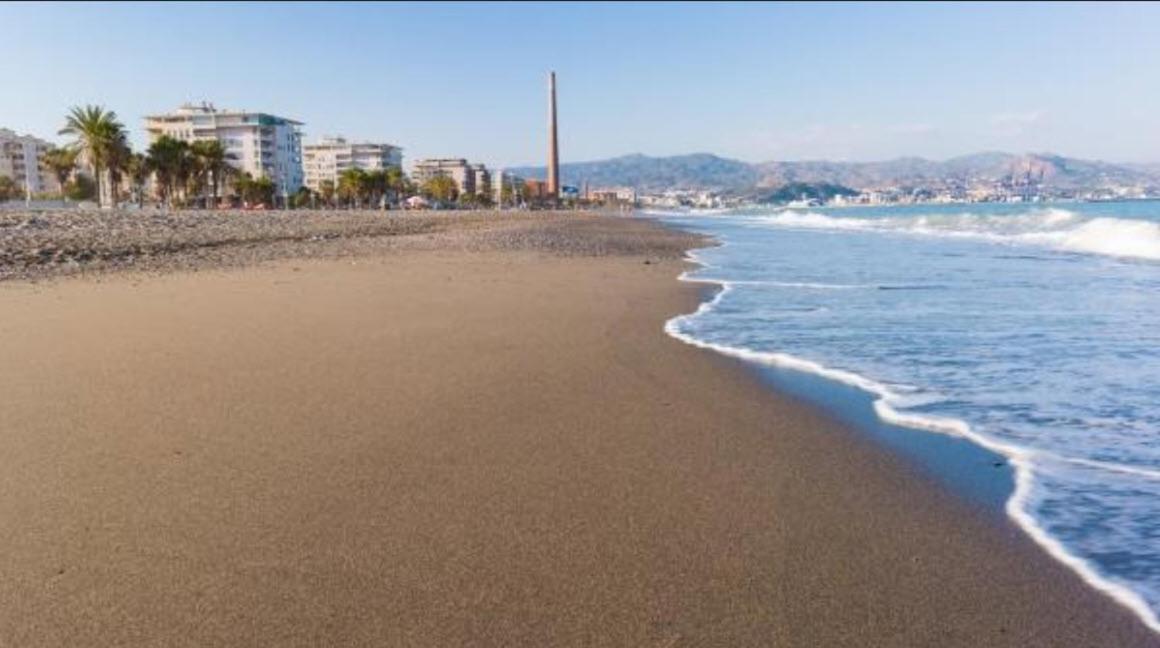 Apartamento Con Piscina En Parque Litoral Apartment Malaga