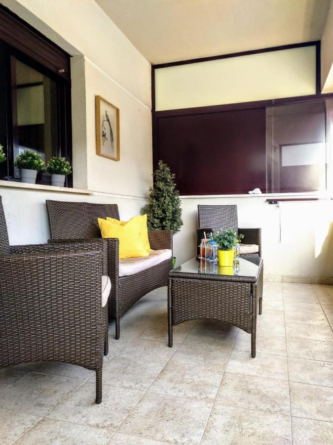 Apartamento Con Piscina En Parque Litoral