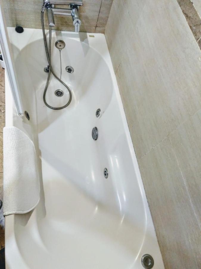 Apartamento Con Piscina En Parque Litoral