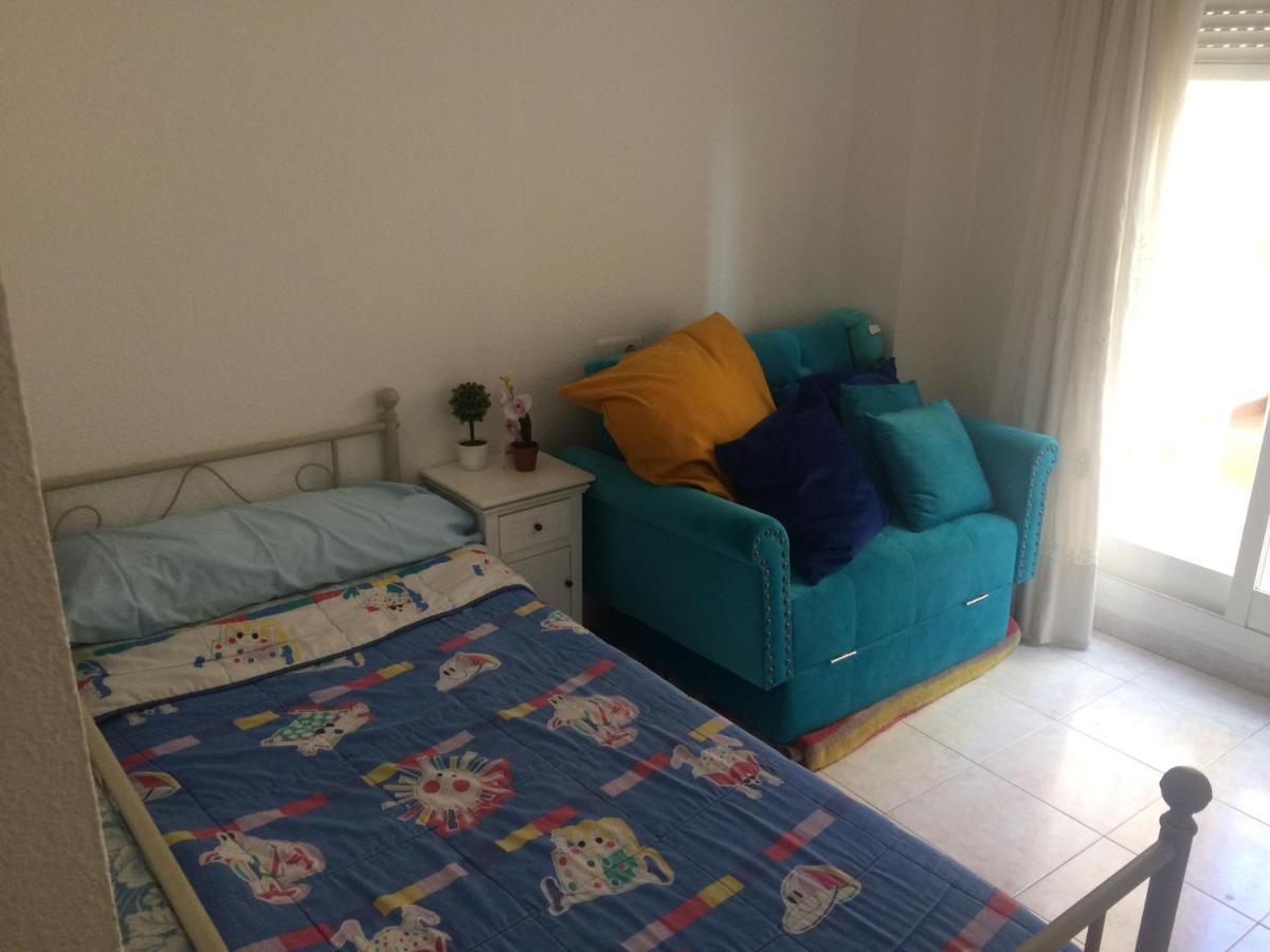 Homestay Habitacion En Apartamento Carlos Haya Malaga