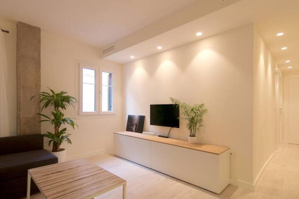 Gran Apartamento En El Centro Historico Con Parking Gratuito 4 Por Keywise Apartment