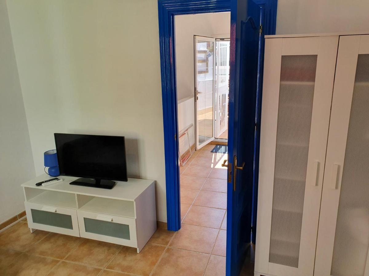 Private Townhouse With Roof Terrace Close To The *