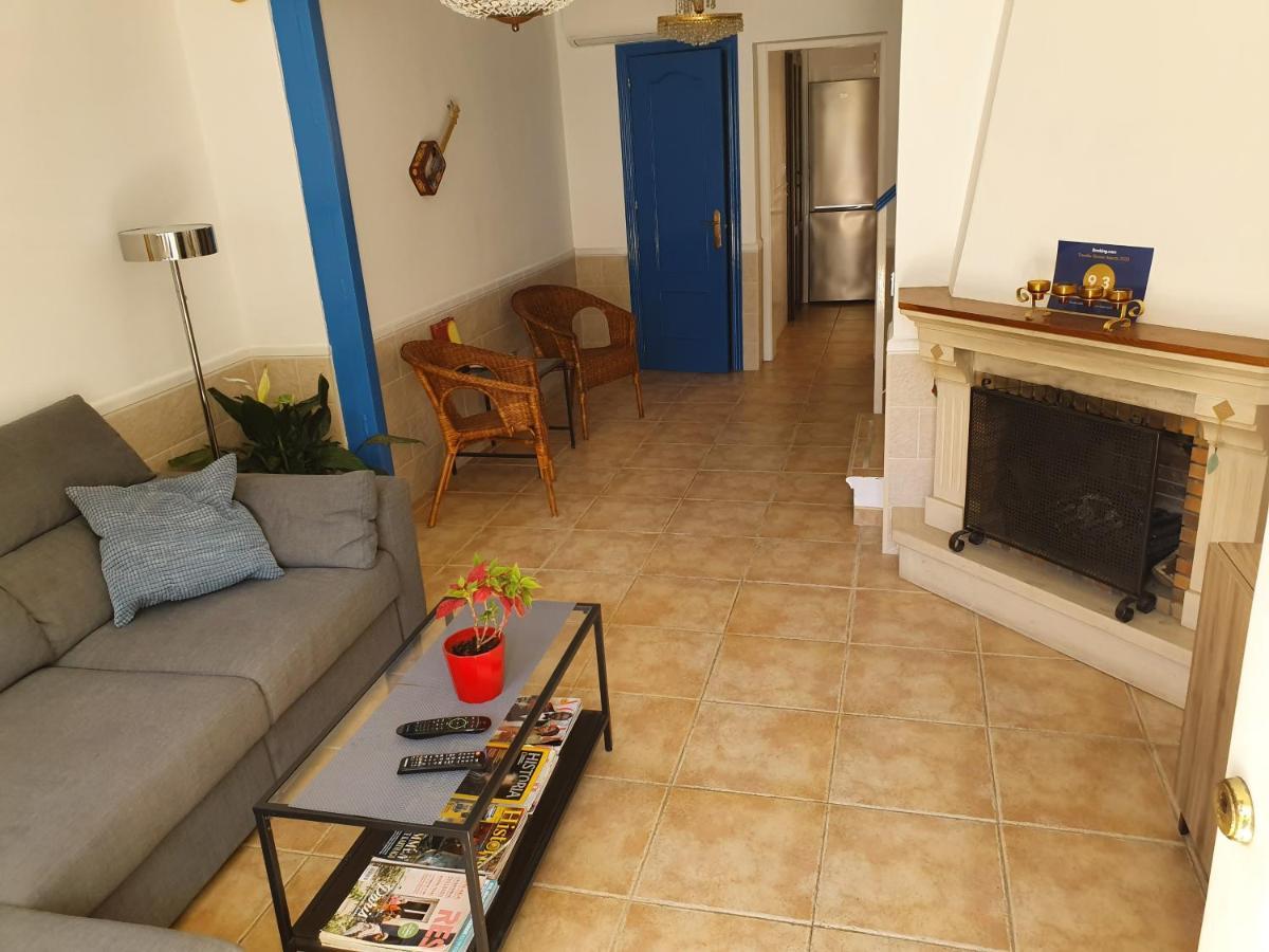 Private Townhouse With Roof Terrace Close To The *