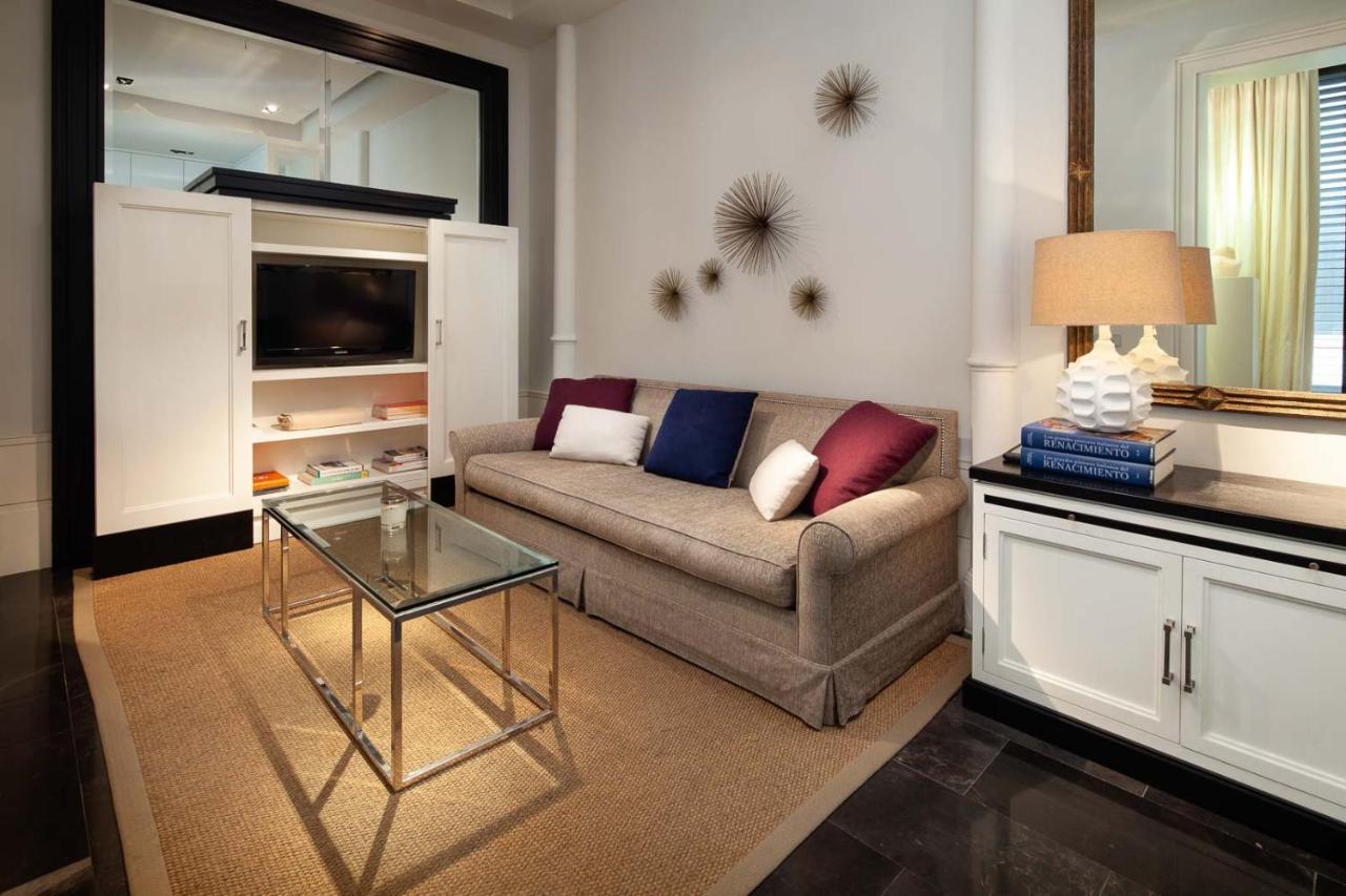 Elegante Plaza Constitucion Apartment