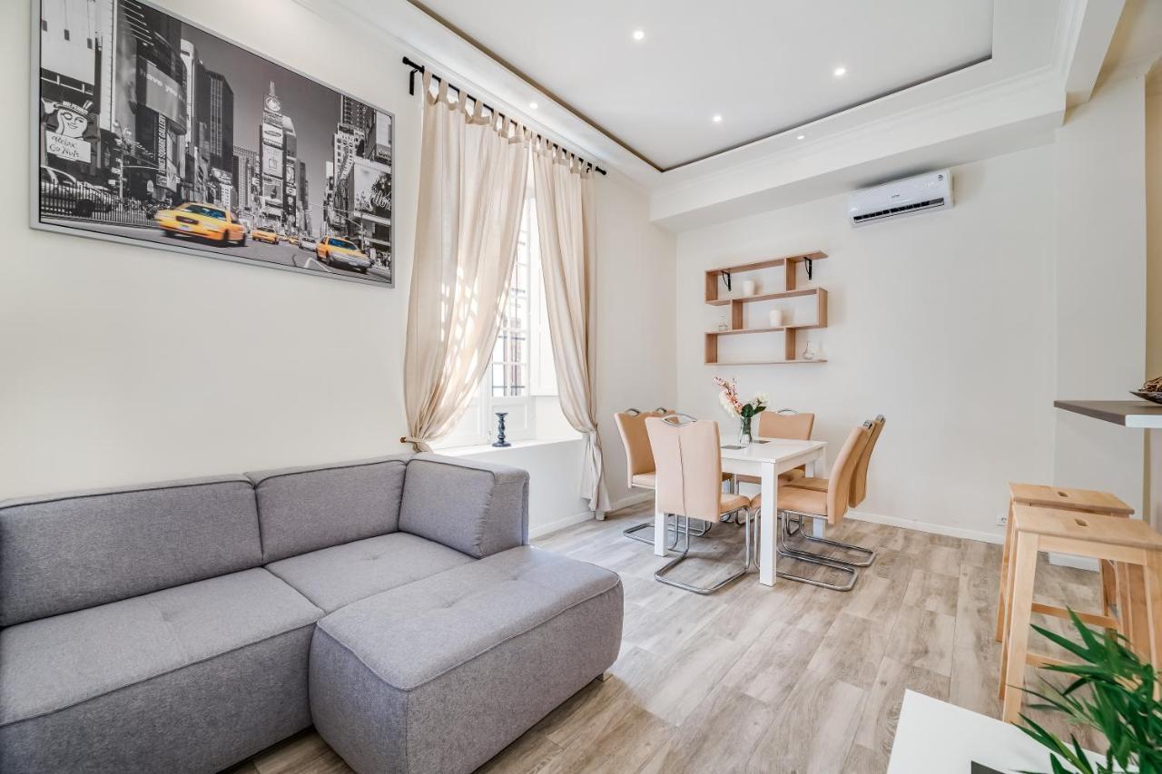 Center Apartment