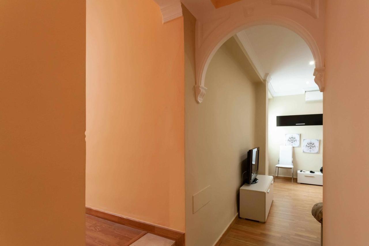 Nicemalaga Junto Al Centro Familias Grupos 7hab Apartment *