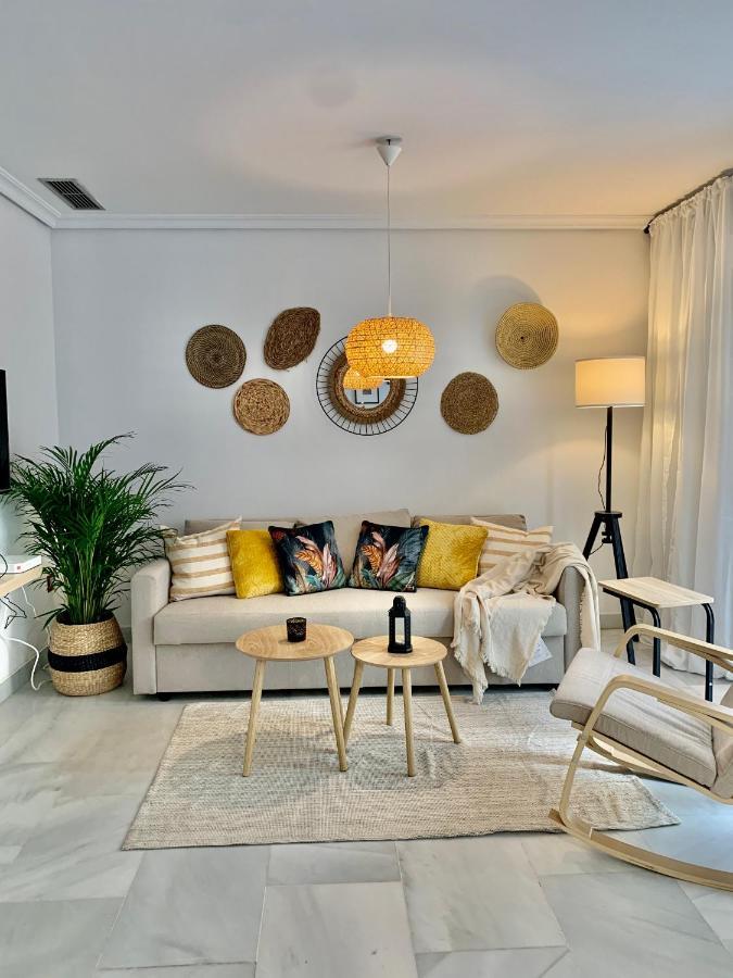 Homely Larios Apartment