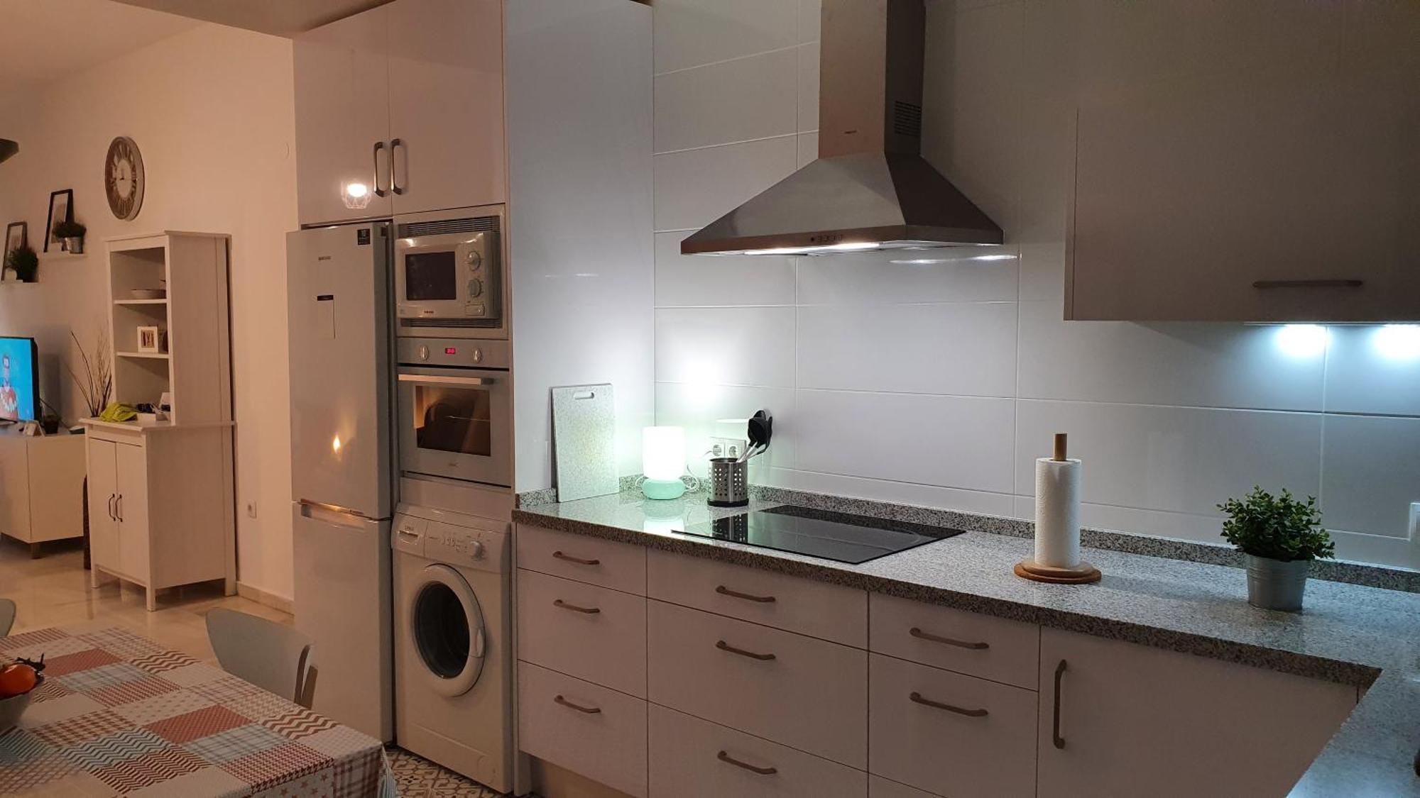 Apartment La Plaza, Free Parking! Malaga