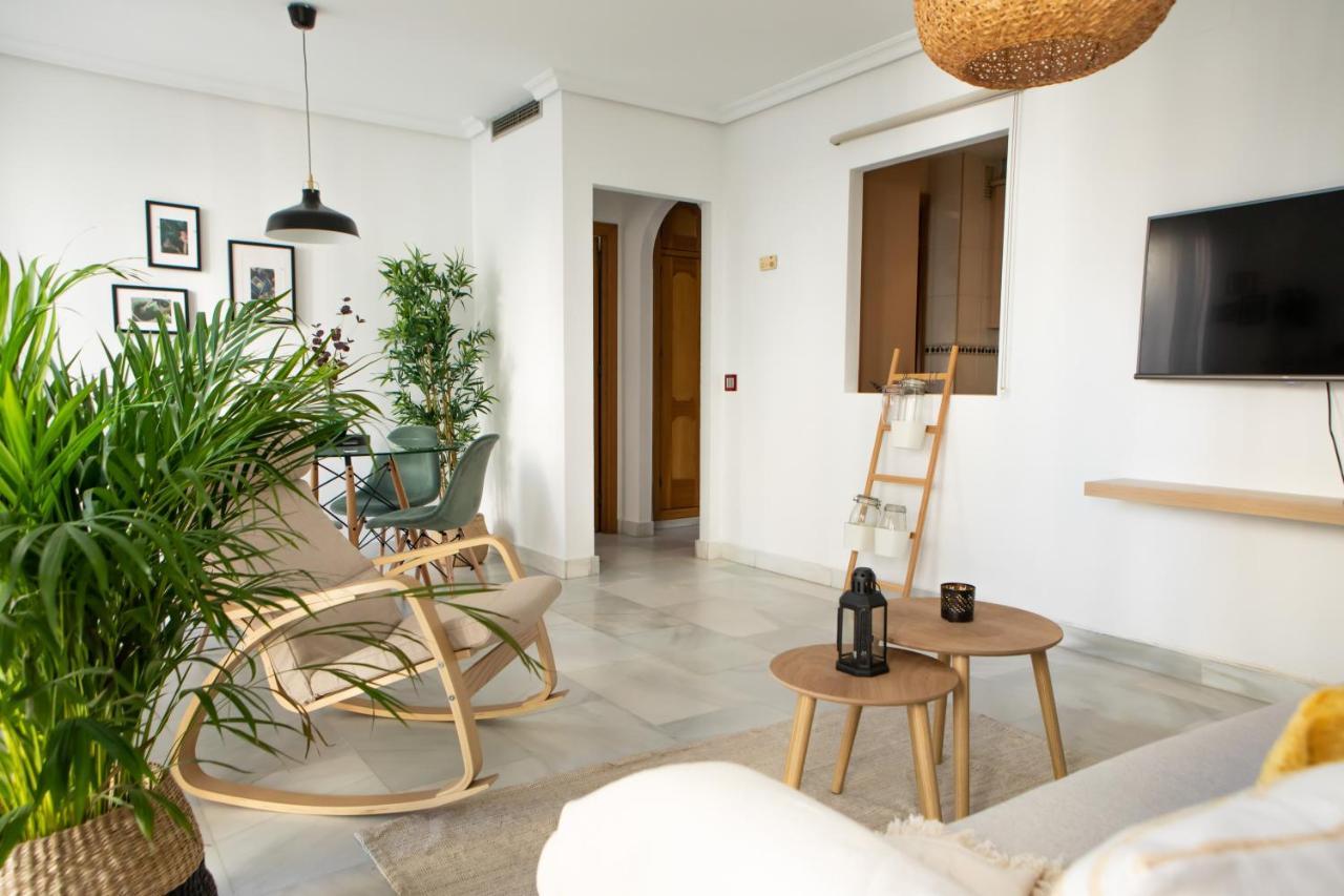 Apartment Homely Larios *