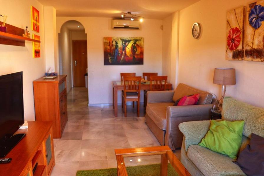 2 Bedroom Cala Azul - La Cala De Mijas Apartment Málaga