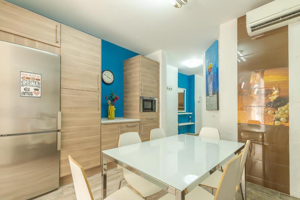 Beautiful Flat With Balcony&wifi In Center * Málaga