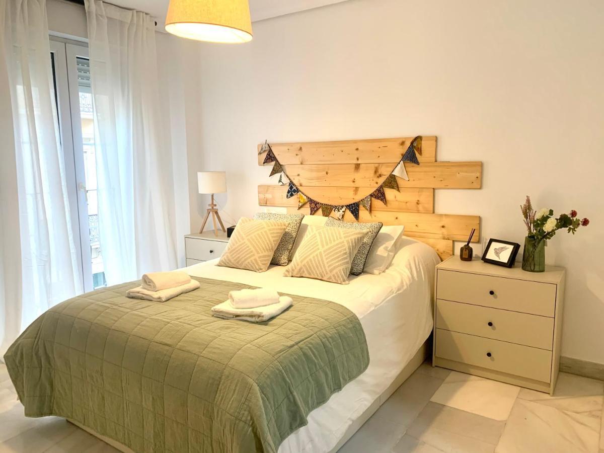 Homely Larios