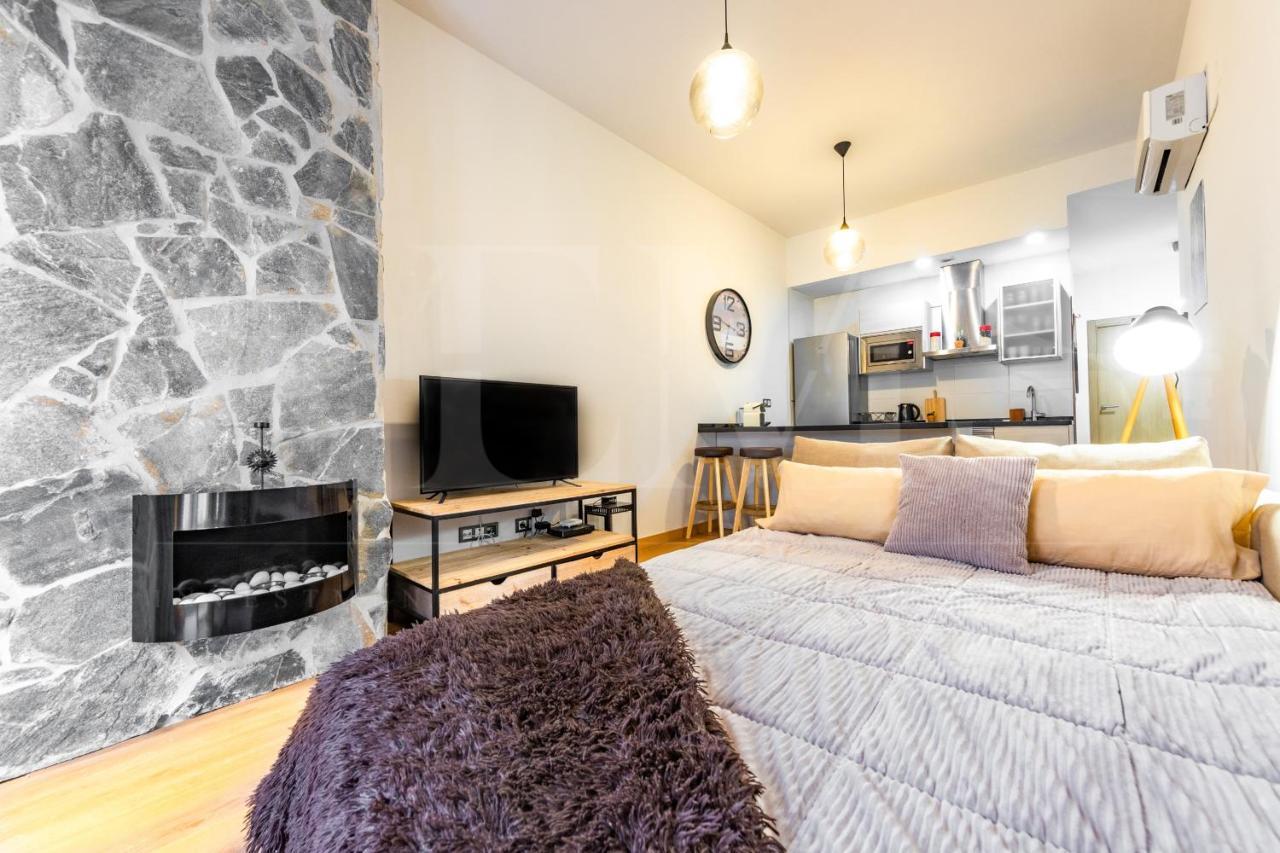 Appartement Cozy Flat With Common Pool & Parking - Center By Rems