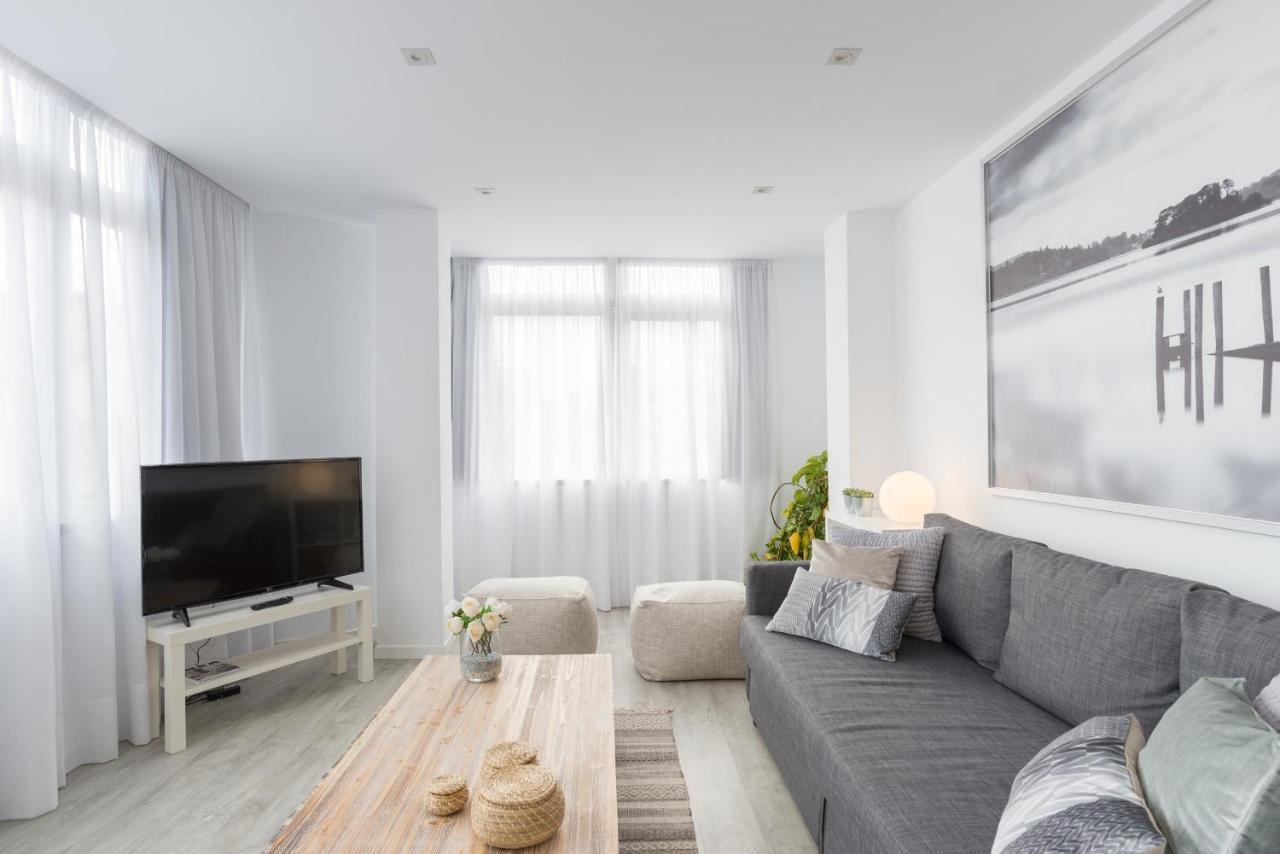 Apartment Urbe10 Angel Ganivet 2 Bedrooms *