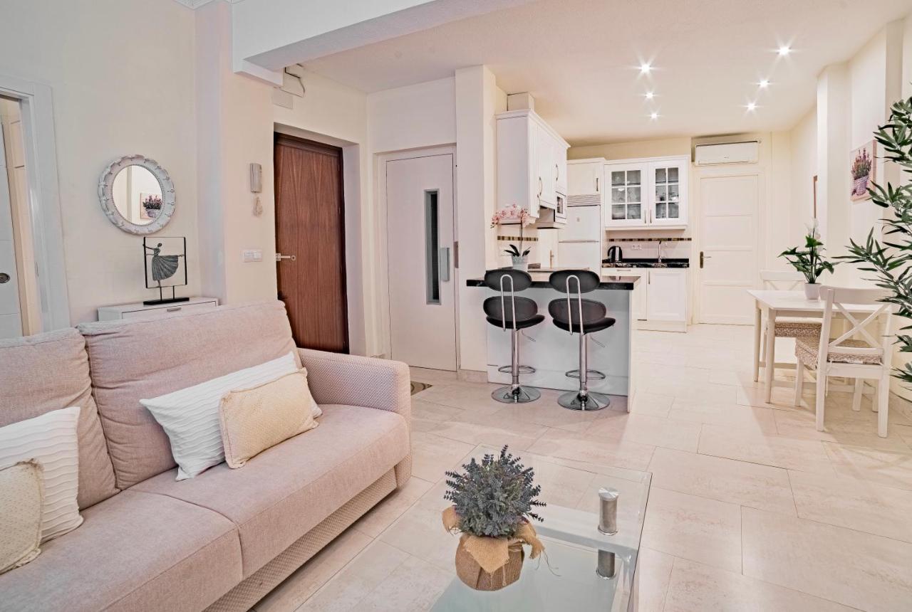 Homemalaga Thyssen * Malaga