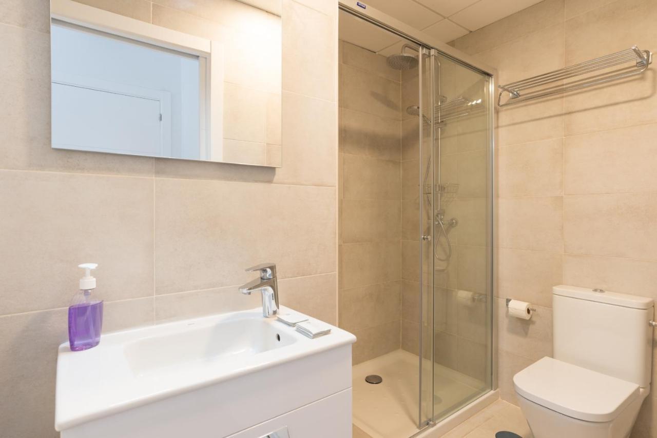 Urbe10 Premium Atarazanas 4 Bedrooms Apartment Málaga