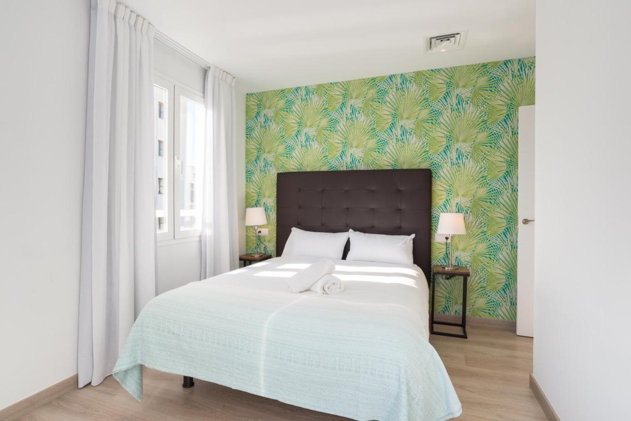 Apartment Urbe10 Premium Atarazanas 4 Bedrooms *