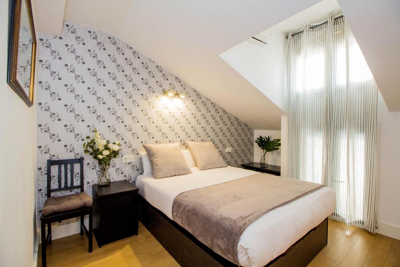 Kuros House * Malaga
