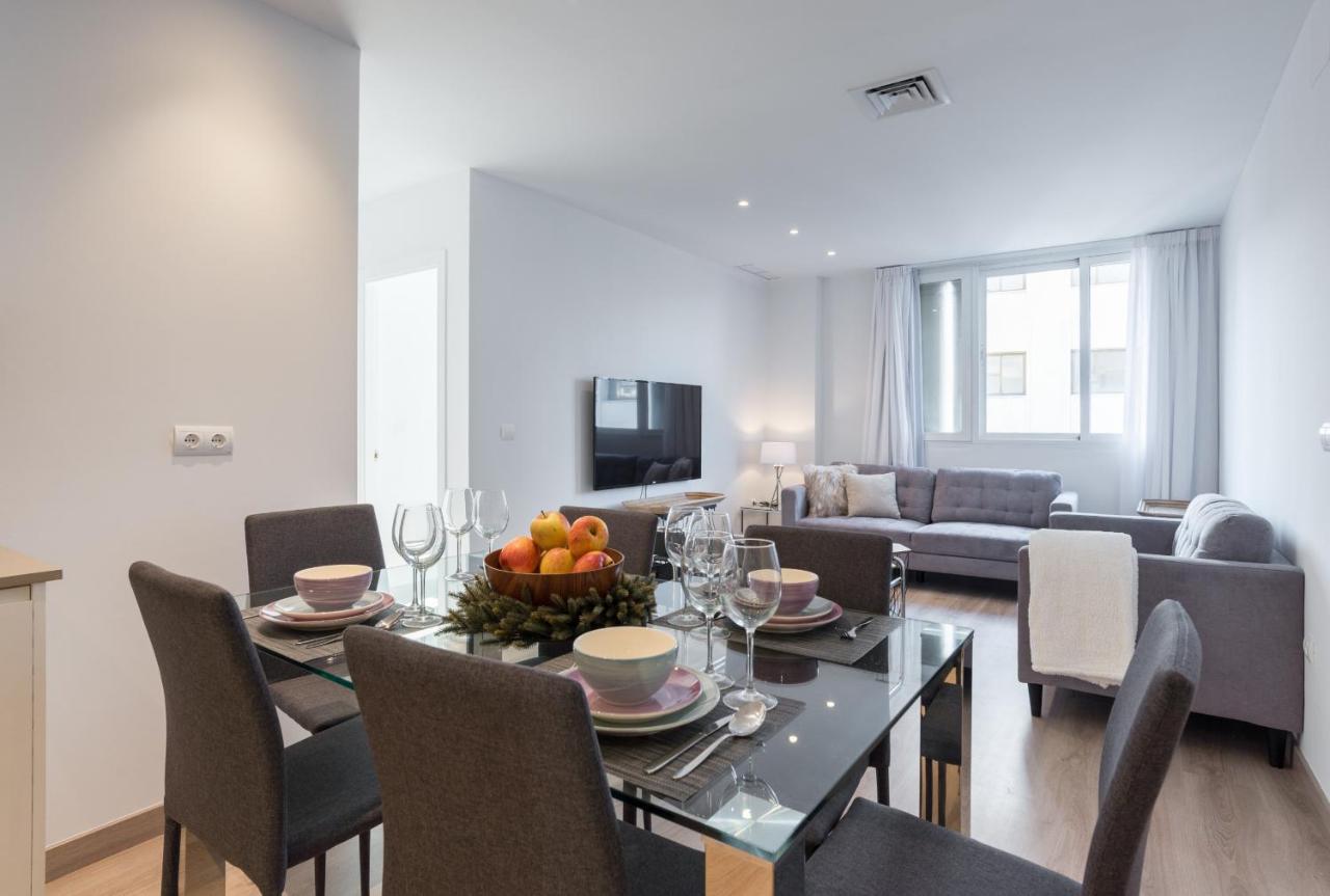 Urbe10 Premium Atarazanas 4 Bedrooms Apartment Málaga