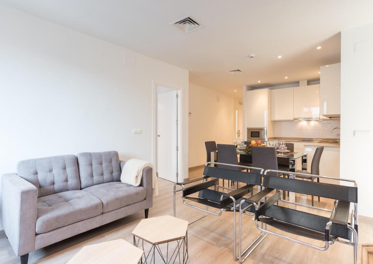 Apartment Urbe10 Premium Atarazanas 4 Bedrooms