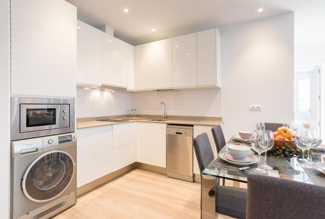 Apartment Urbe10 Premium Atarazanas 4 Bedrooms *