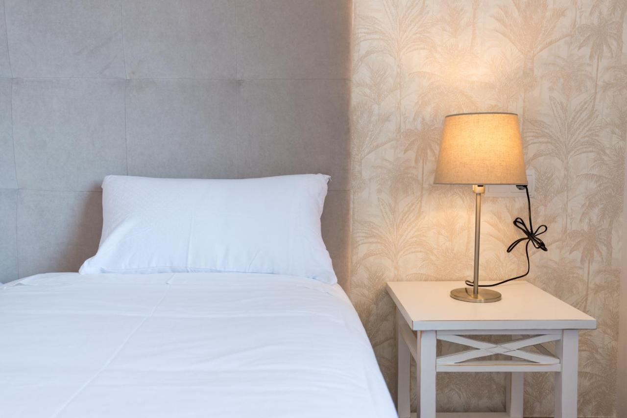 Urbe10 Premium Atarazanas 4 Bedrooms Apartment Málaga