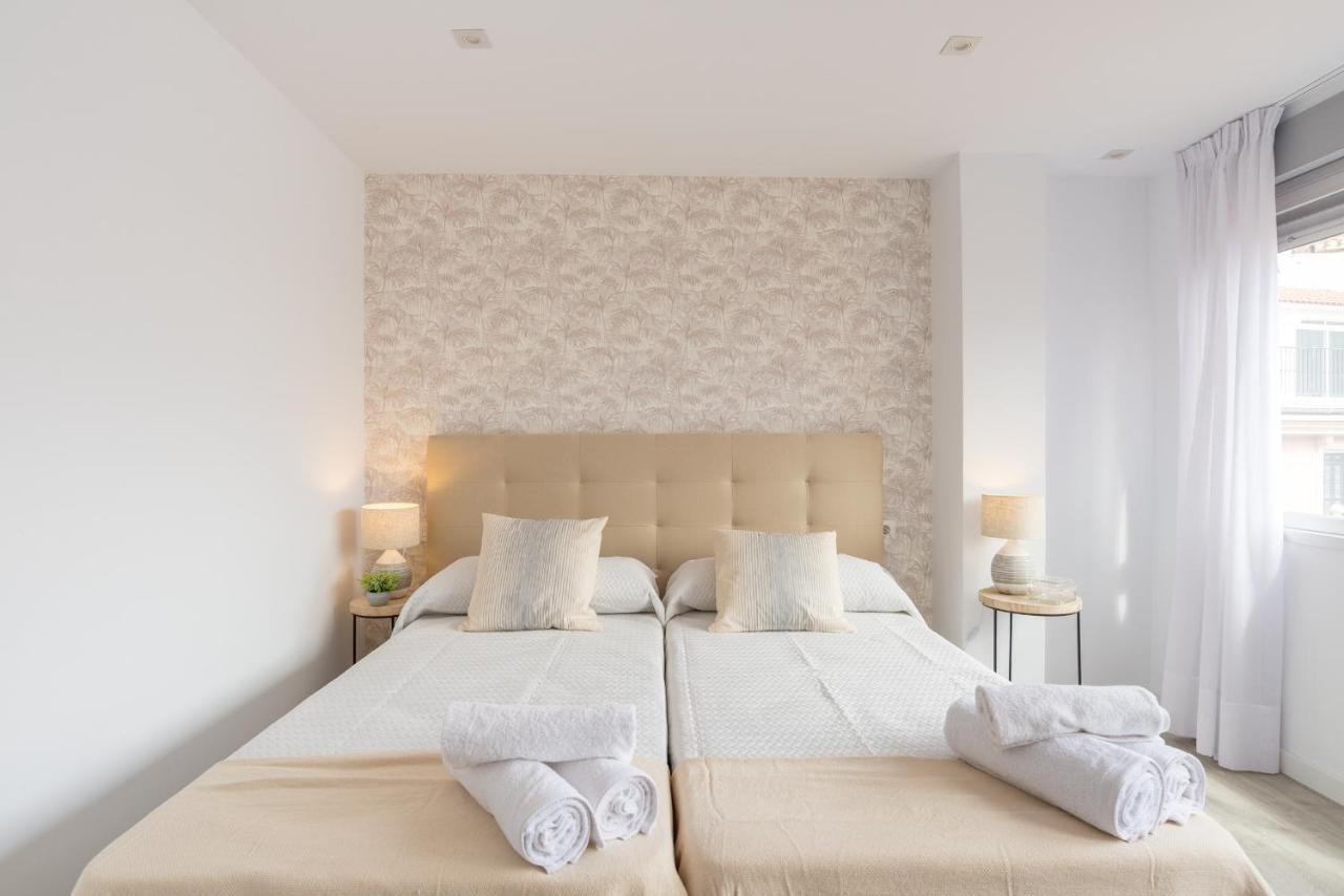 Urbe10 Angel Ganivet 2 Bedrooms Málaga