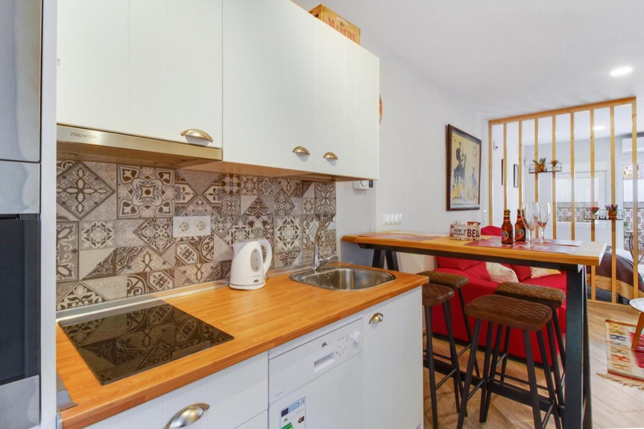 Barcelo 21: Centrally Located Attic With Terrace And Retreat