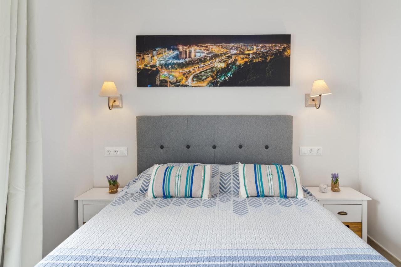 Barcelo 21: Centrally Located Attic With Terrace And Retreat *
