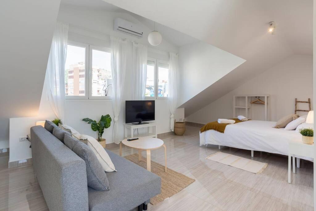 Tgh/ Victoria Center Penthouse Appartement *