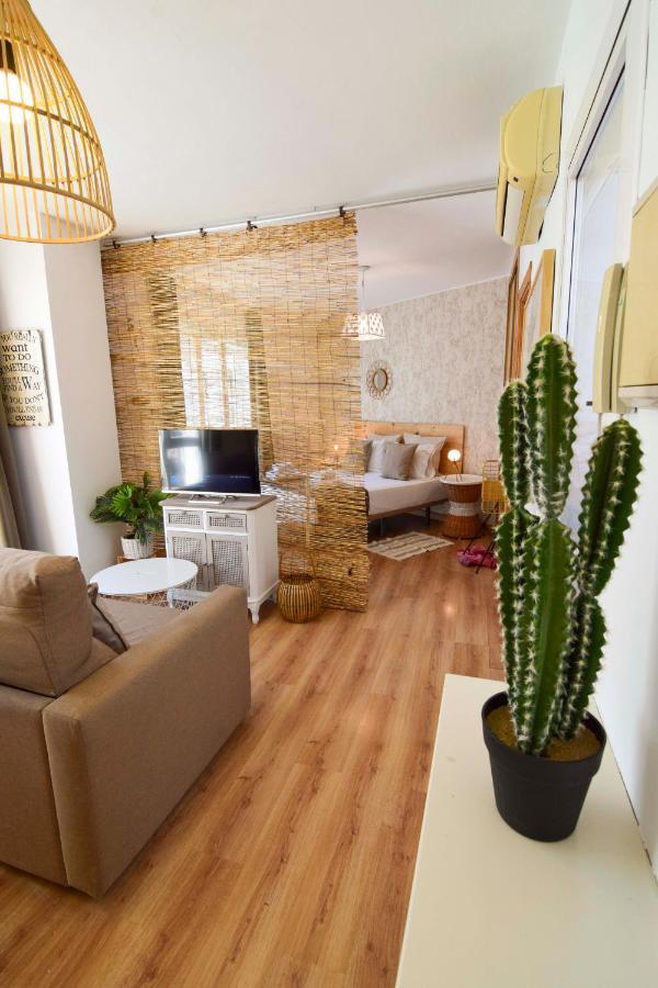 Apartment Letmalaga Economy Ciudad Jardin