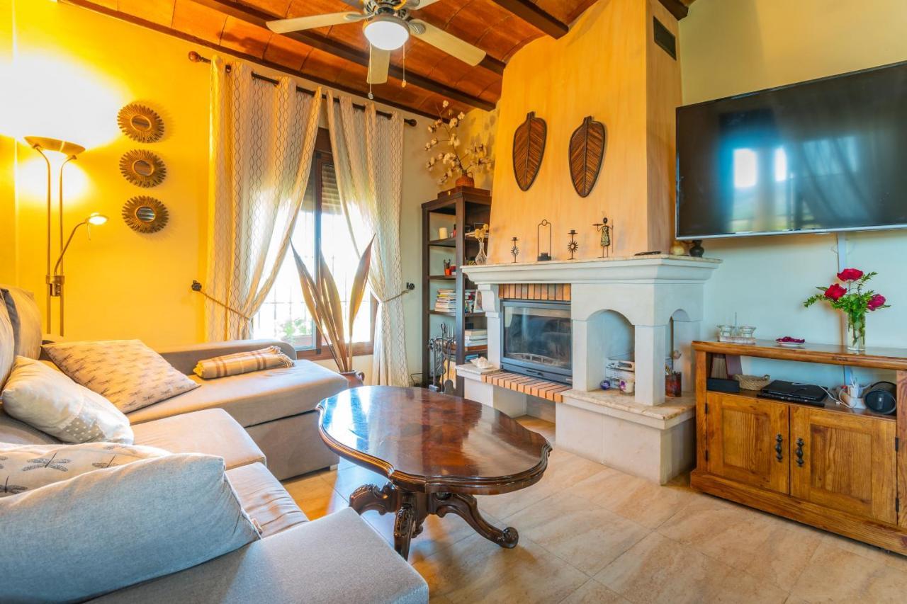 Cubo's Casa Mallorquin Malaga